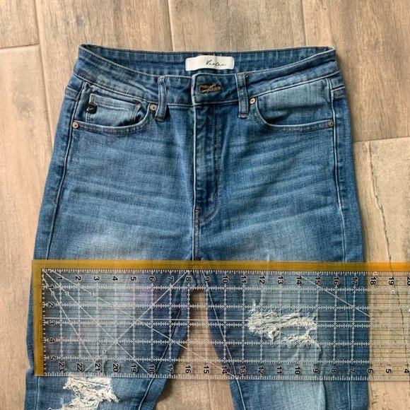 KanCan Distressed Skinny Jeans - Picture 4 of 5